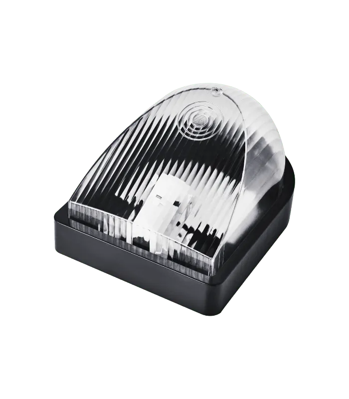 Hublot ovale en plastique